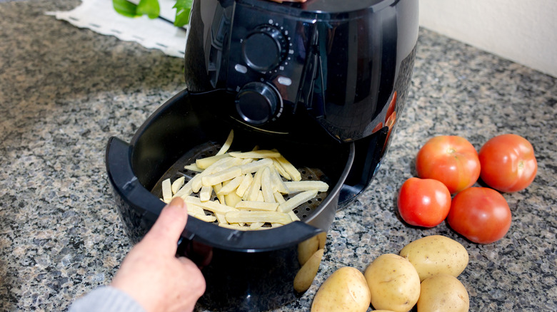 French fries in air fryer