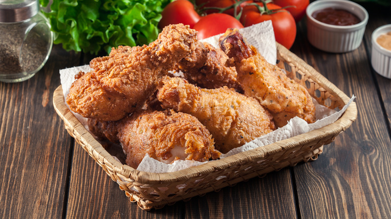 Fried chicken basket