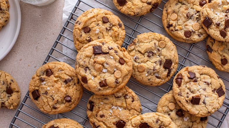 Chocolate chip cookies on rack