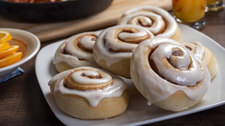 Plate of cinnamon rolls