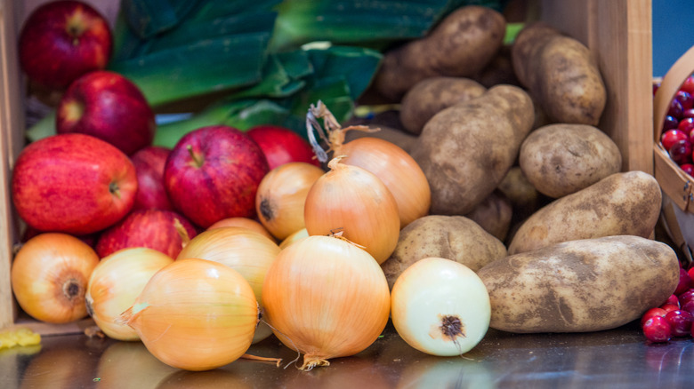 Apples, potatoes, and onions