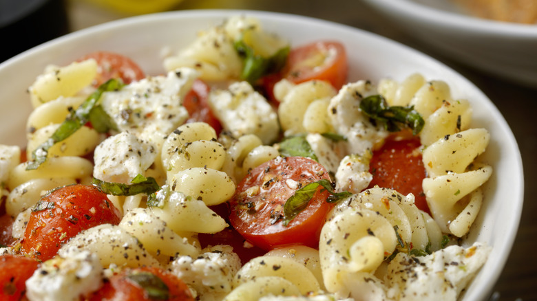 Pasta salad with tomatoes