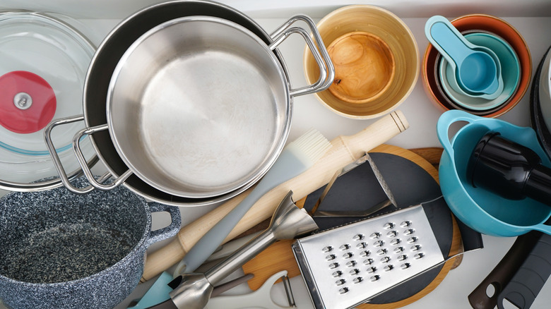 Kitchen tools in drawer