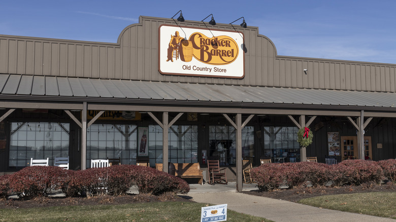 Cracker Barrel Old Country Store