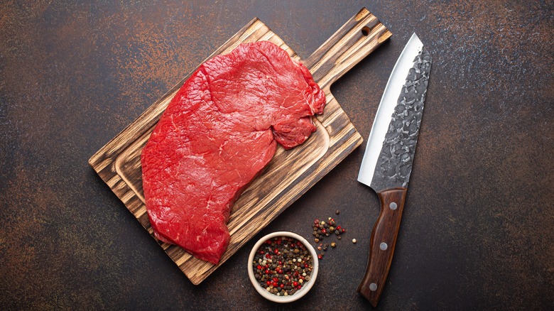 raw top round steak