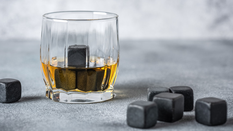 whiskey with dark stones