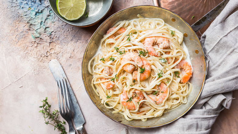 Creamy shrimp pasta