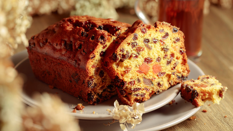 Sliced fruitcake on a plate