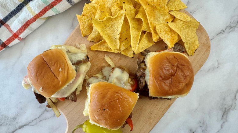 sliders with tortilla chips