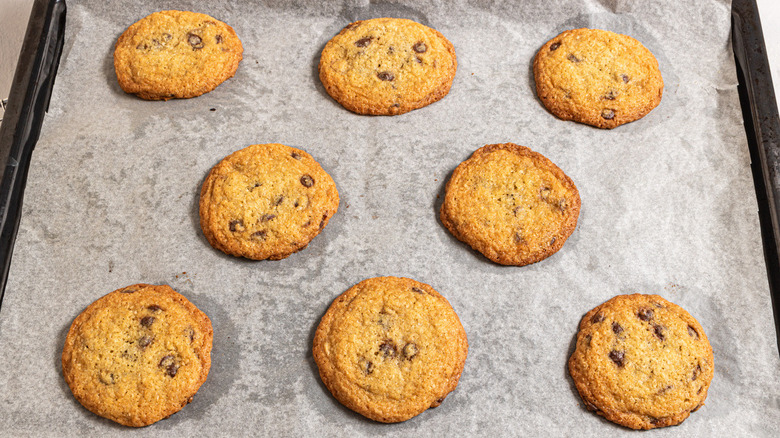 baked cookies on baking sheet